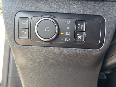 New 2026 Ford Escape SE image 28