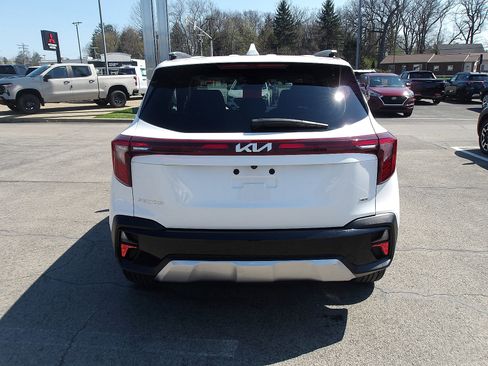 Used 2024 Kia Seltos S image 6