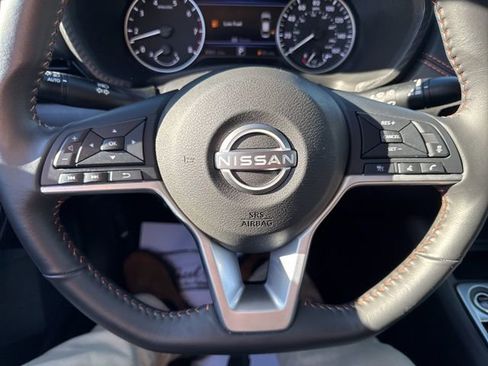 Used 2024 Nissan Sentra SR image 28