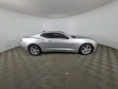 Used 2016 Chevrolet Camaro LT image 27