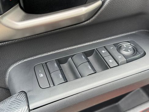 Used 2024 Toyota Tacoma TRD Sport image 10