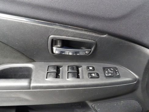 Used 2017 Mitsubishi Outlander Sport ES FWD image 8