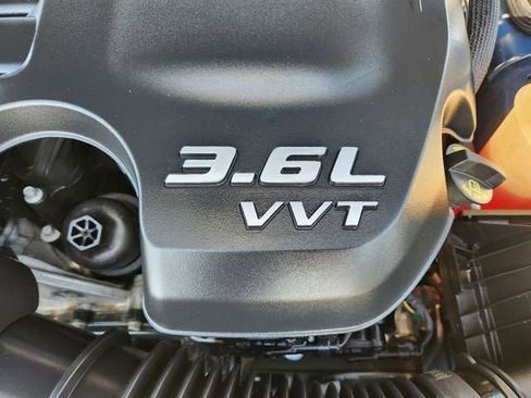 Used 2020 Dodge Charger SXT w/ Blacktop Package image 22