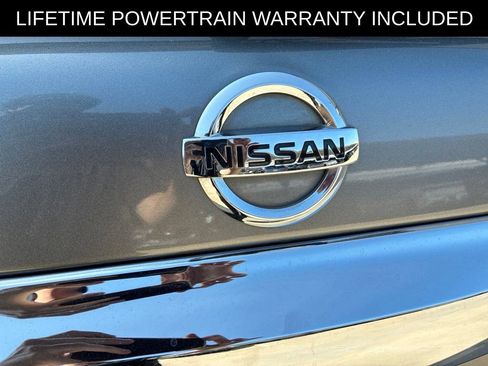 Used 2020 Nissan Armada Platinum w/ Captain's Chairs Package RWD image 19
