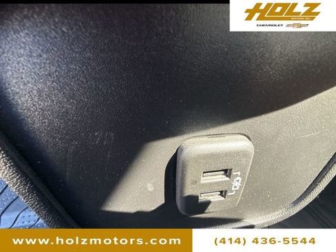 Certified 2023 Chevrolet Equinox LT FWD image 20