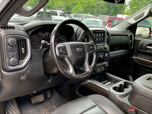 Used 2021 Chevrolet Silverado 1500 LT Trail Boss AWD/4WD image 4