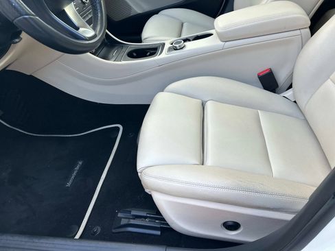 Used 2017 Mercedes-Benz GLA 250 4MATIC image 21