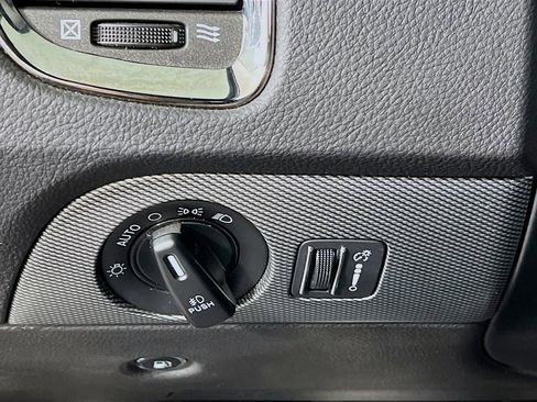 Used 2018 Dodge Durango GT w/ Premium Group AWD/4WD image 9