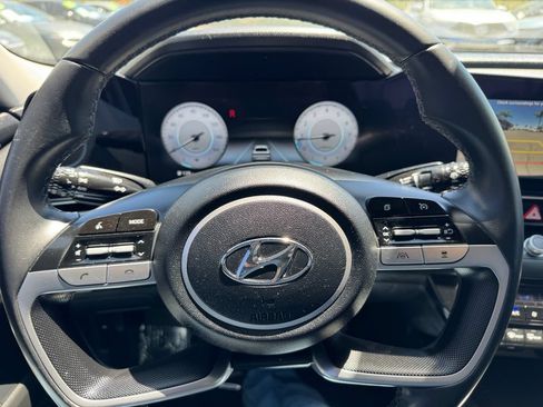 Used 2023 Hyundai Elantra SEL w/ Convenience Package FWD image 24
