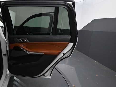 New 2026 BMW X7 xDrive40i image 28