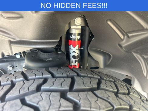 Used 2021 Jeep Gladiator Rubicon AWD/4WD image 6