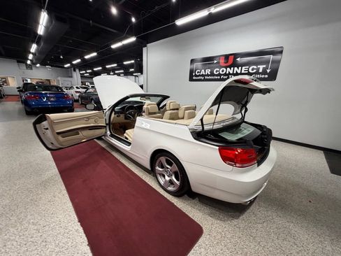 Used 2010 BMW 328i Convertible RWD image 49