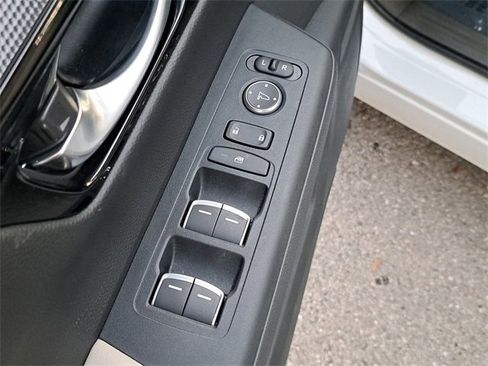 Used 2024 Honda CR-V EX-L image 22