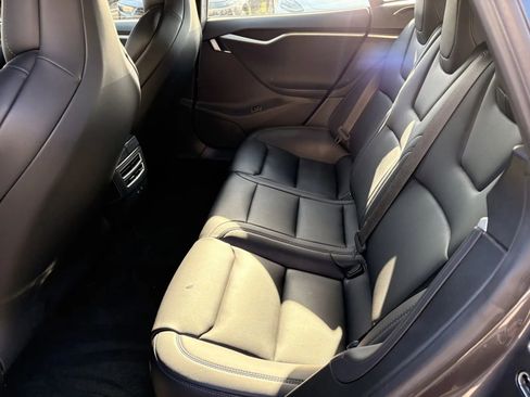 Used 2018 Tesla Model S 100D AWD/4WD image 9