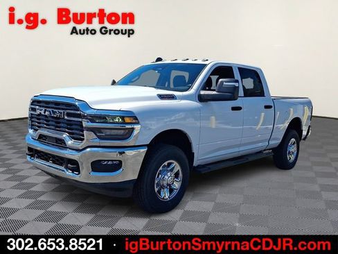 New 2026 RAM 2500 Tradesman AWD/4WD image 2