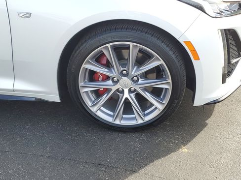 Used 2020 Cadillac CT5 Sport image 5