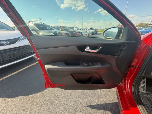 Used 2024 Kia Forte GT w/ GT2 Package FWD image 11