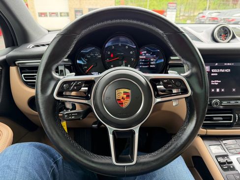 Used 2021 Porsche Macan AWD/4WD image 26