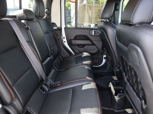 Used 2022 Jeep Gladiator Mojave image 26