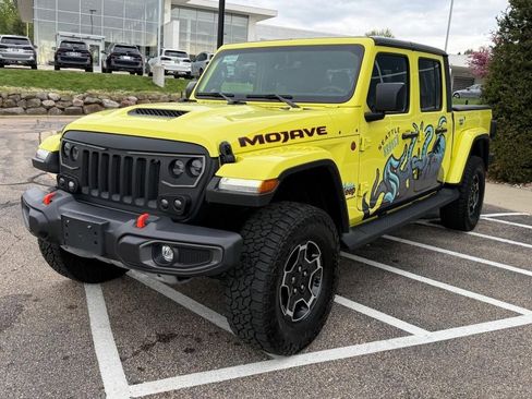 Used 2023 Jeep Gladiator Mojave w/ Dual Top Group AWD/4WD image 8