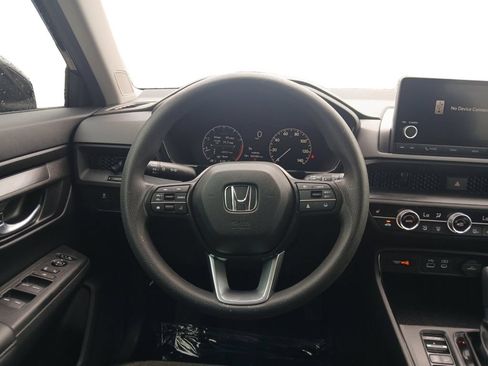 Used 2025 Honda CR-V EX image 12