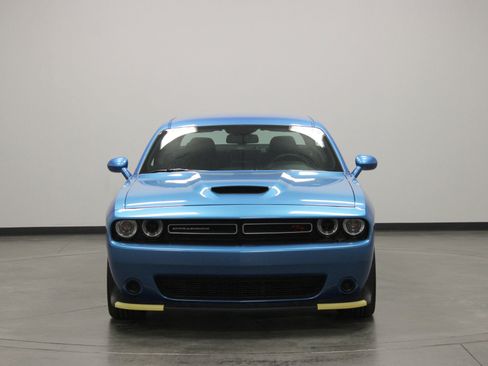 Used 2023 Dodge Challenger R/T RWD image 3