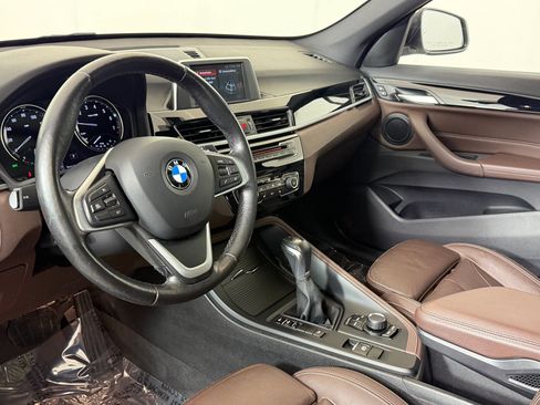 Used 2018 BMW X1 xDrive28i w/ Convenience Package image 4