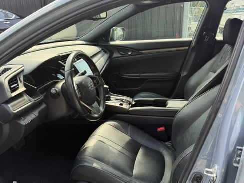 Used 2018 Honda Civic EX-L image 8