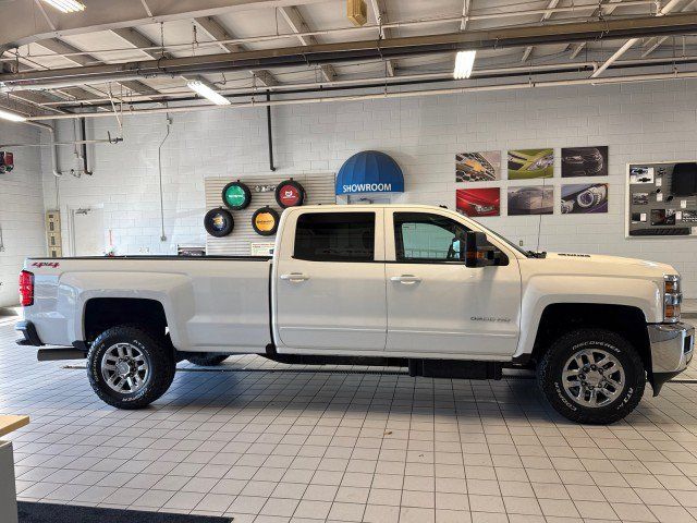 Used 2016 Chevrolet Silverado 2500 LT w/ LT Convenience Package AWD/4WD image 2
