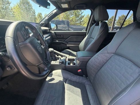 Certified 2025 Toyota 4Runner TRD Off-Road Premium w/ Tow Technology Package AWD/4WD image 38