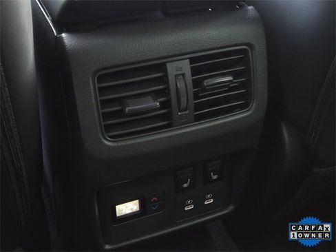 Used 2026 Nissan Rogue Platinum w/ Platinum Premium Package image 14