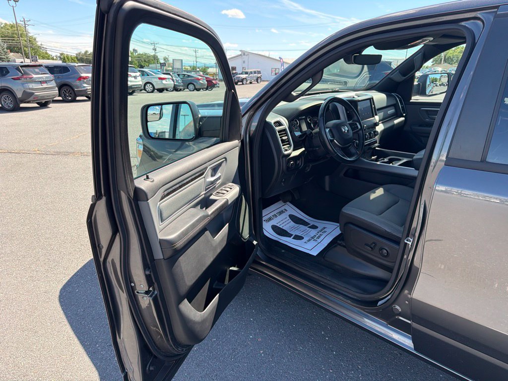 Used 2023 RAM 1500 Big Horn AWD/4WD image 17