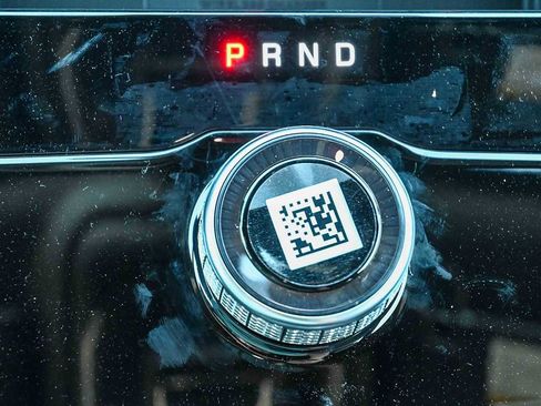 New 2025 Jeep Grand Cherokee Altitude image 33