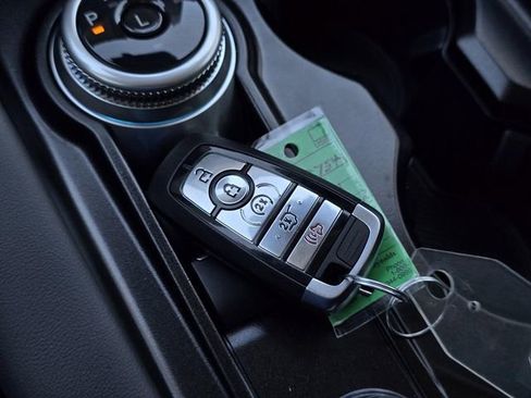 New 2026 Ford Explorer Active image 24