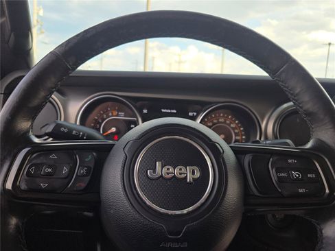 Certified 2018 Jeep Wrangler Unlimited Sport S AWD/4WD image 34