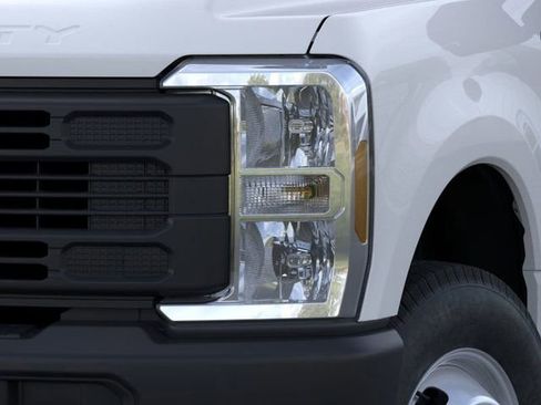 New 2026 Ford F350 XL image 18