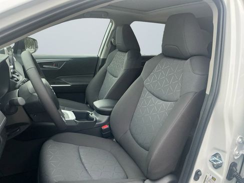 New 2025 Toyota RAV4 XLE image 9