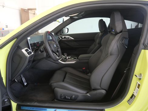 Used 2025 BMW M4 Competition w/ Parking Assistance Package image 15