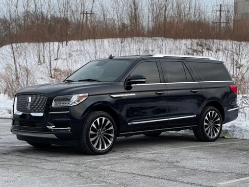 Used 2021 Lincoln Navigator L Reserve w/ Luxury Package image 4