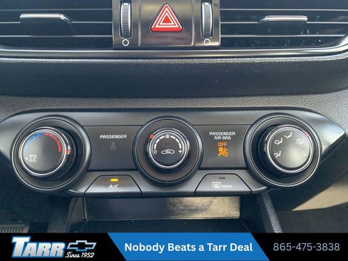 Used 2021 Kia Forte LXS FWD image 16