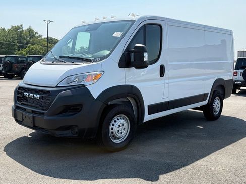 Used 2026 RAM ProMaster 2500 FWD image 3