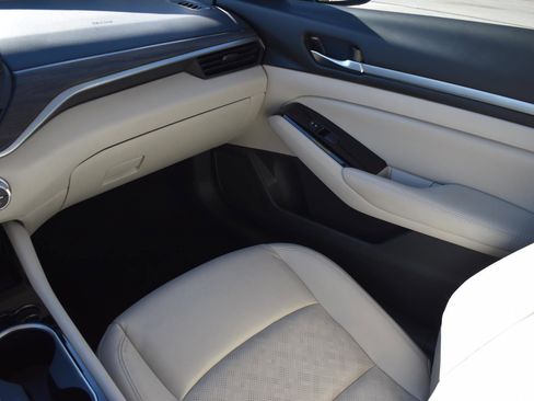 Used 2024 Nissan Altima 2.5 SL image 21