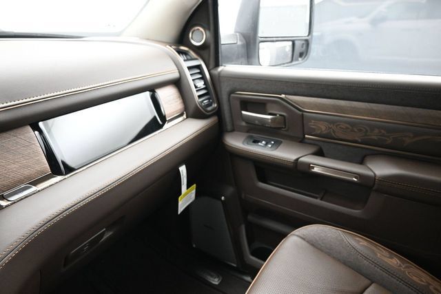 New 2027 RAM 2500 Limited AWD/4WD image 11
