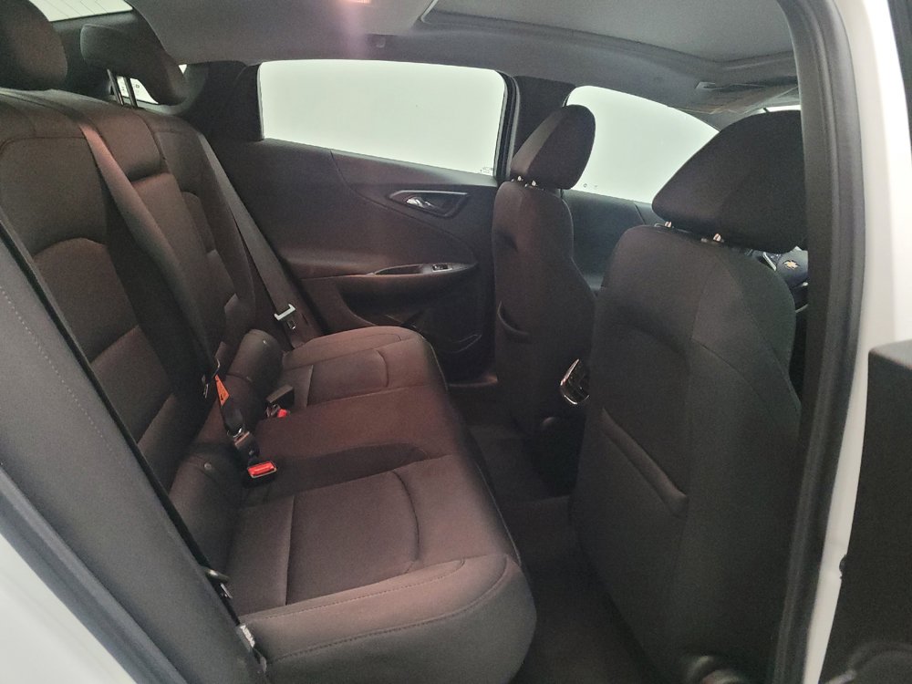 Used 2021 Chevrolet Malibu LT FWD image 19