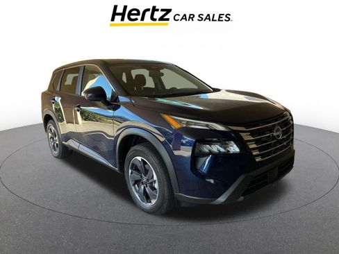 Used 2025 Nissan Rogue SV image 1