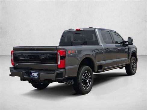 Used 2026 Ford F250 Platinum AWD/4WD image 5