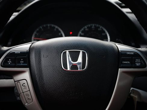 Used 2012 Honda Accord EX-L image 19