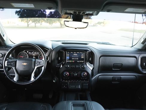 Used 2020 Chevrolet Silverado 2500 LTZ w/ LTZ Premium Package image 29