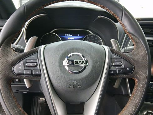Used 2022 Nissan Maxima SR w/ Sport Mat Group image 15