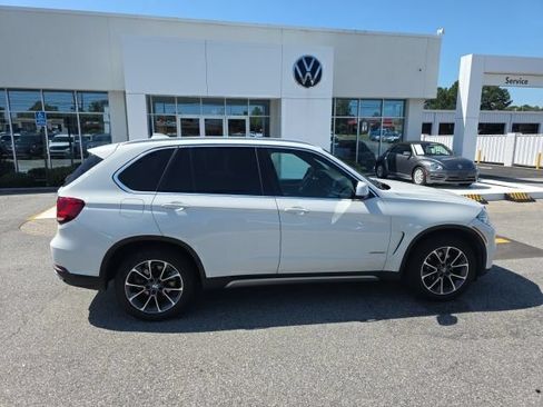 Used 2018 BMW X5 xDrive35i w/ M Sport Package AWD/4WD image 2